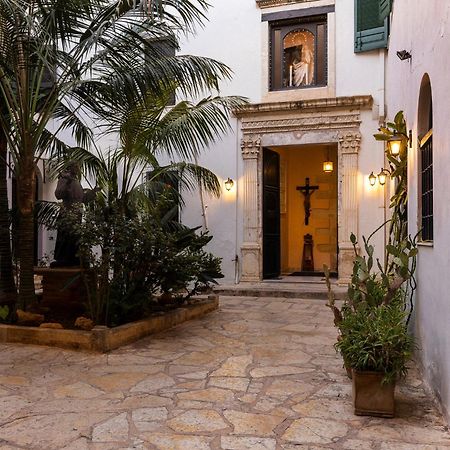 Sundial Lodge Chania  ภายนอก รูปภาพ