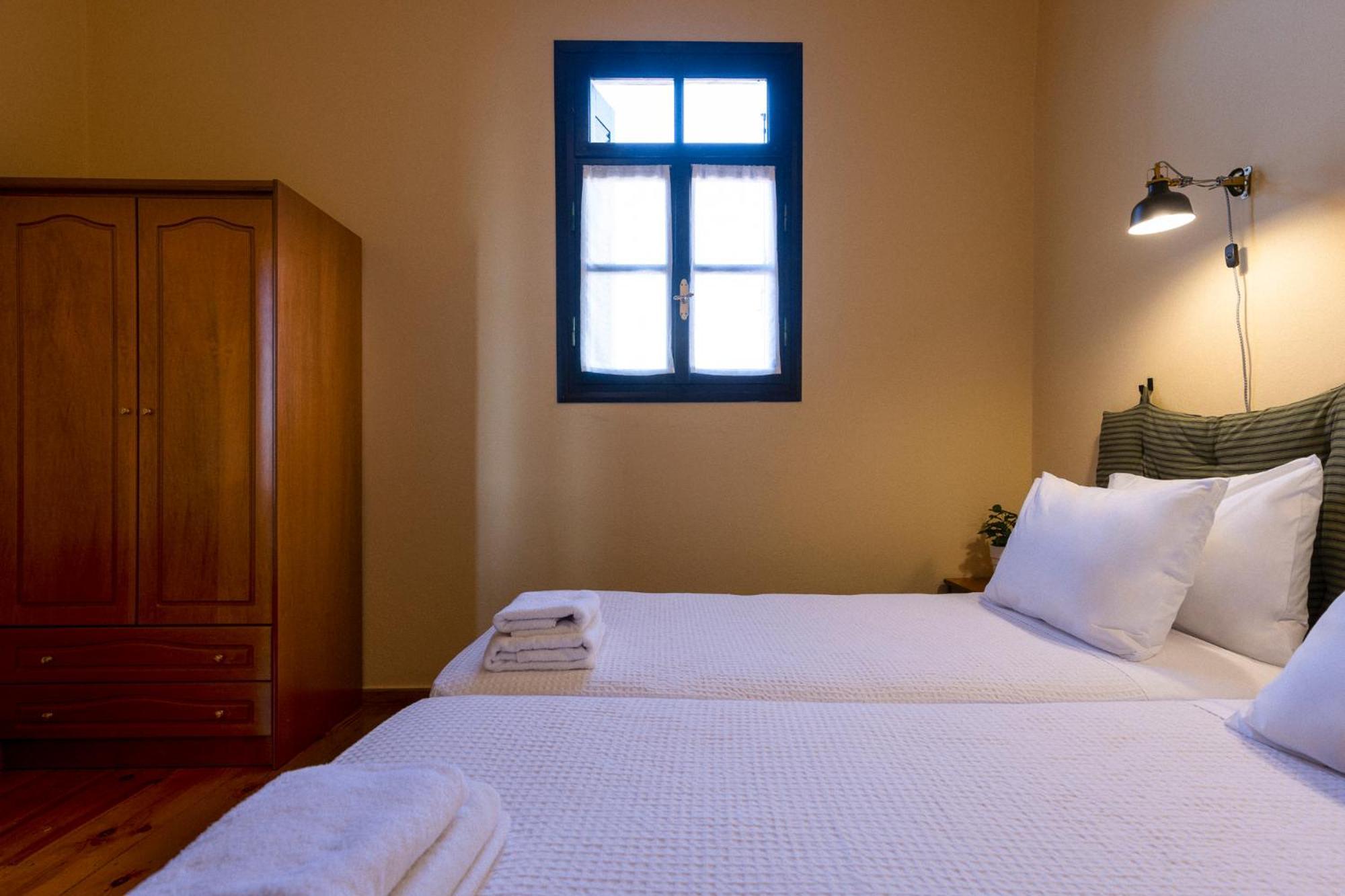 Sundial Lodge Chania  ภายนอก รูปภาพ