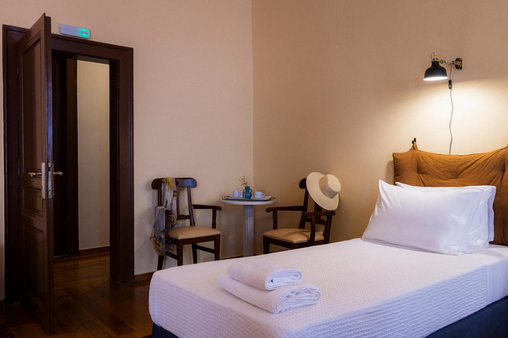 Sundial Lodge Chania  ภายนอก รูปภาพ