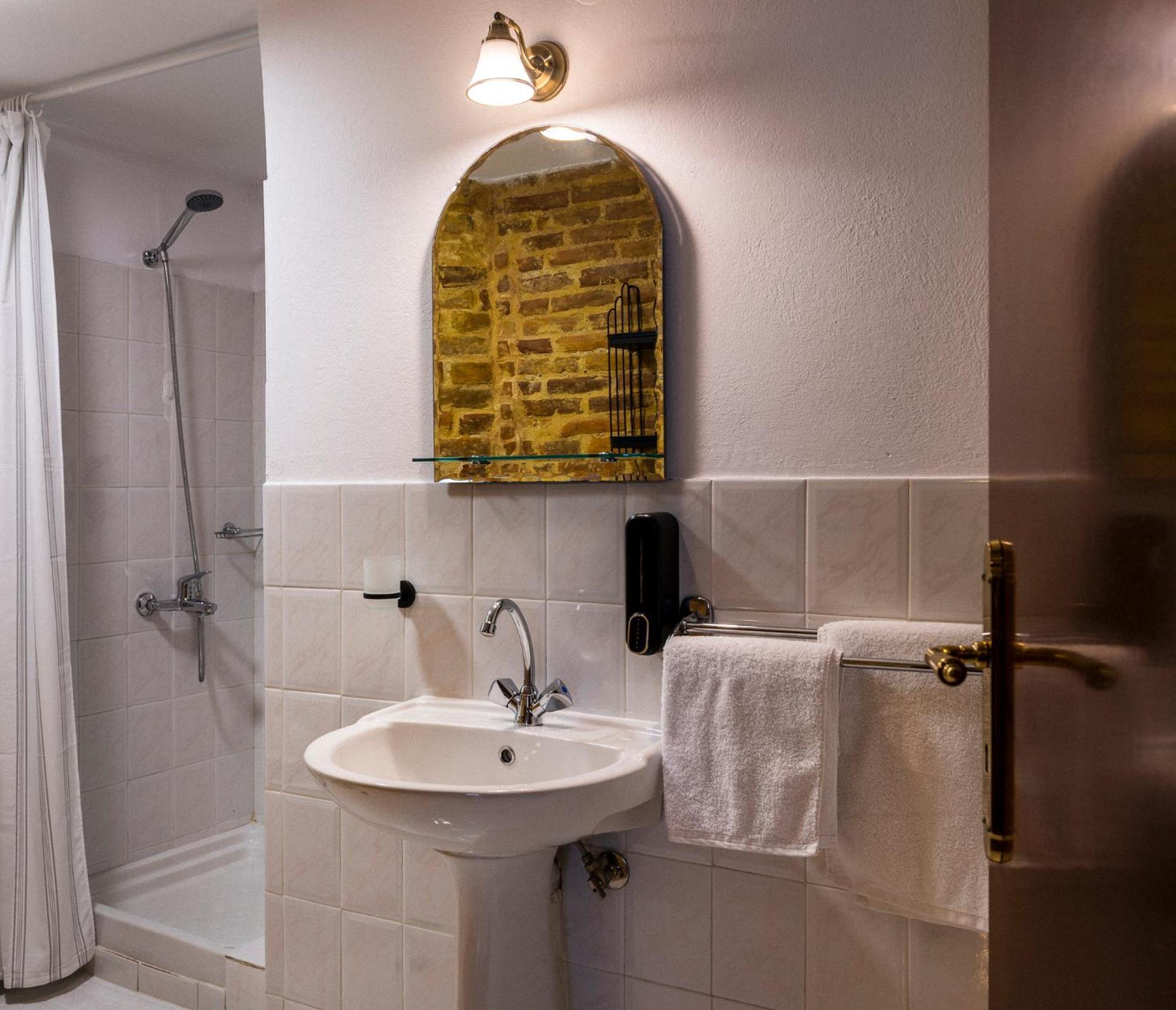 Sundial Lodge Chania  ภายนอก รูปภาพ