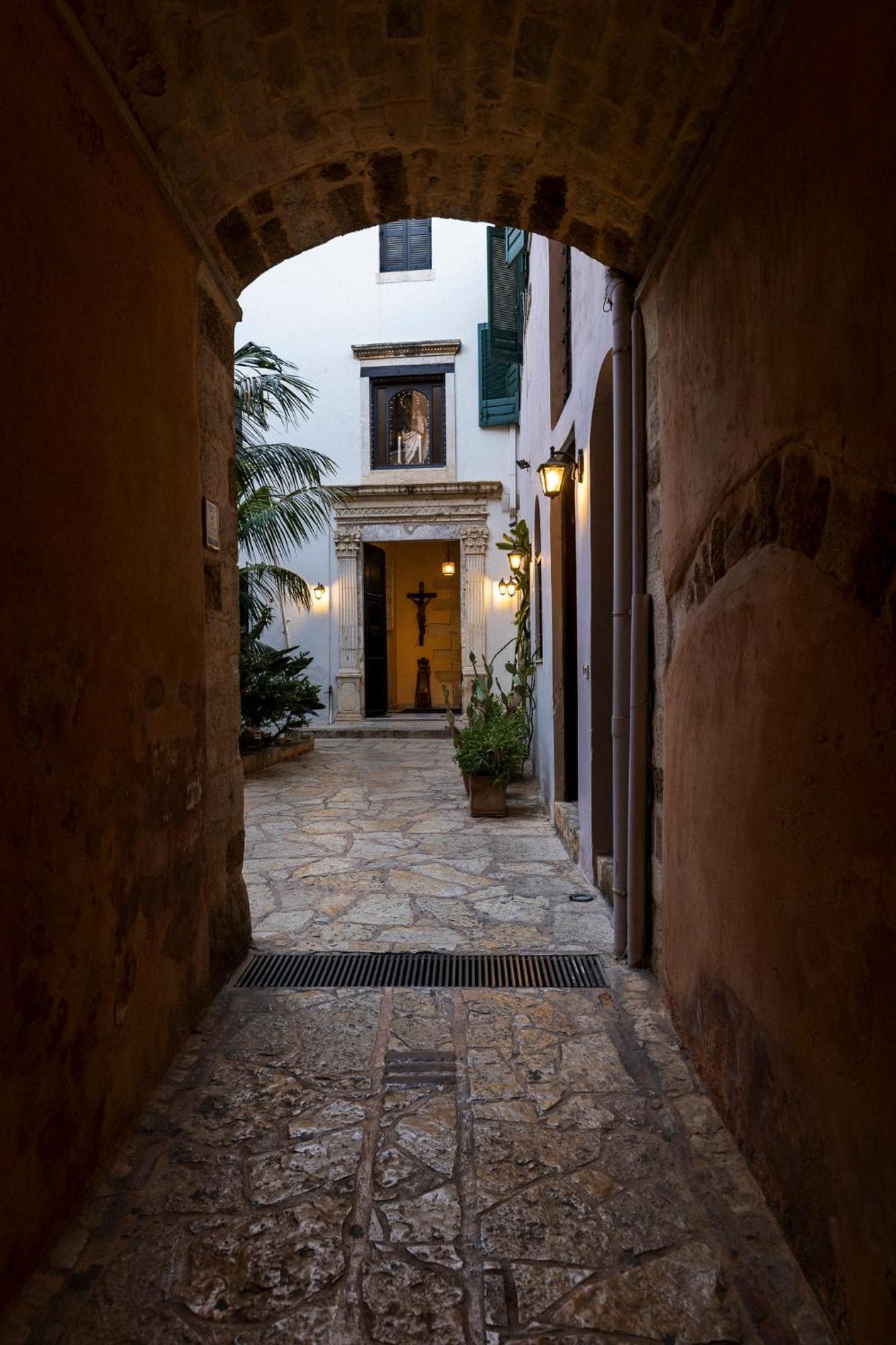 Sundial Lodge Chania  ภายนอก รูปภาพ