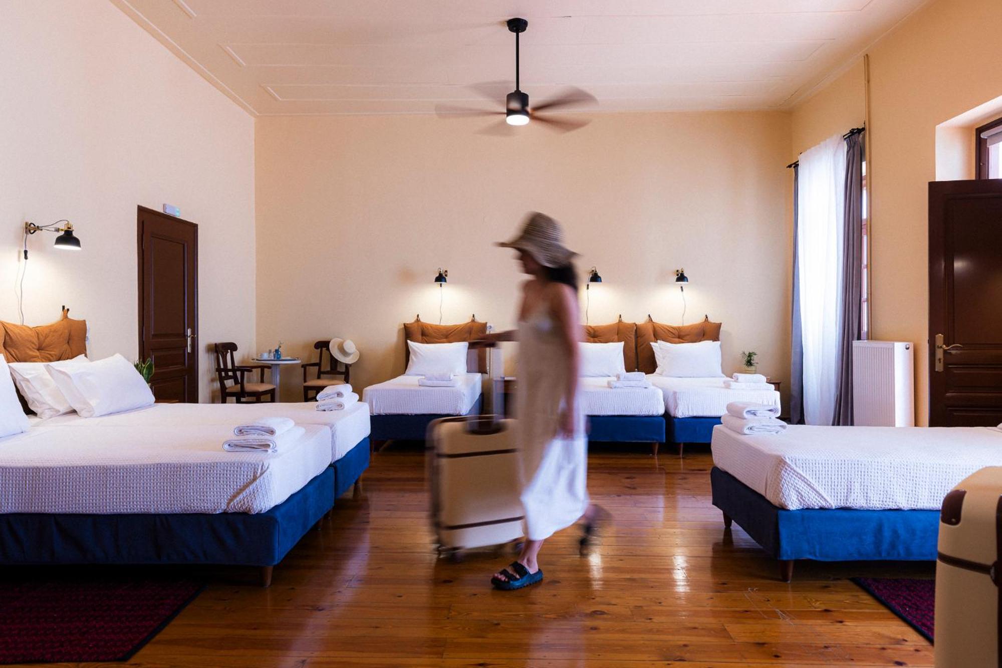 Sundial Lodge Chania  ภายนอก รูปภาพ