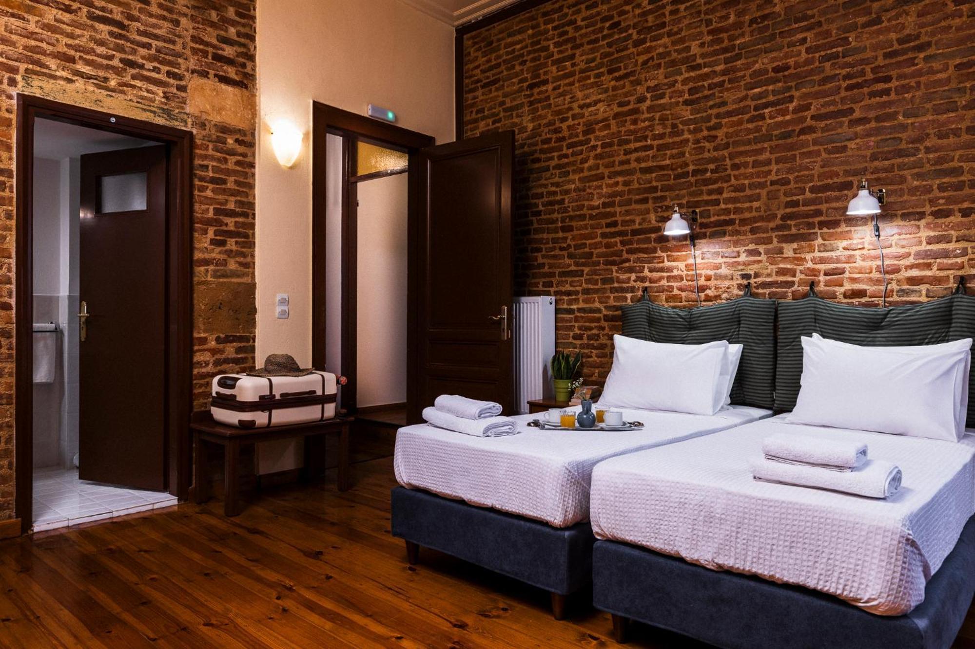 Sundial Lodge Chania  ภายนอก รูปภาพ