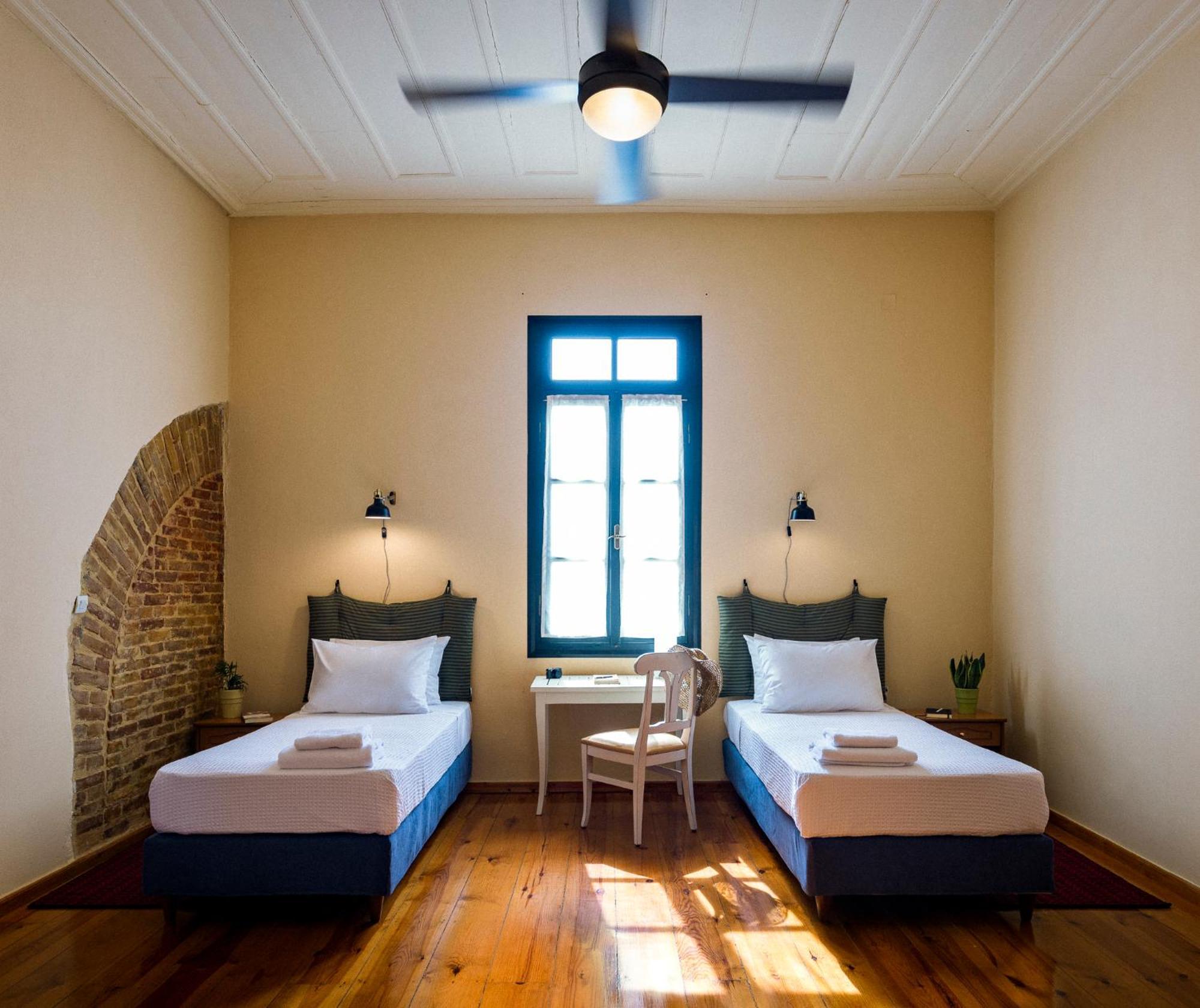 Sundial Lodge Chania  ภายนอก รูปภาพ